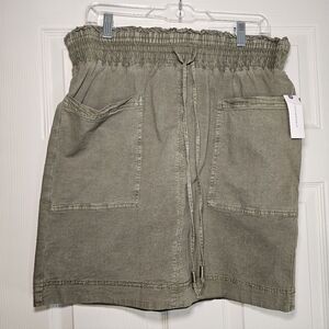 Anthropologie Olive Utility Skirt – NWT – Size M
